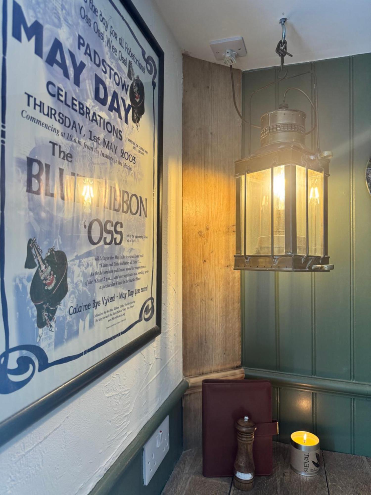 פדסטואו The London Inn מראה חיצוני תמונה