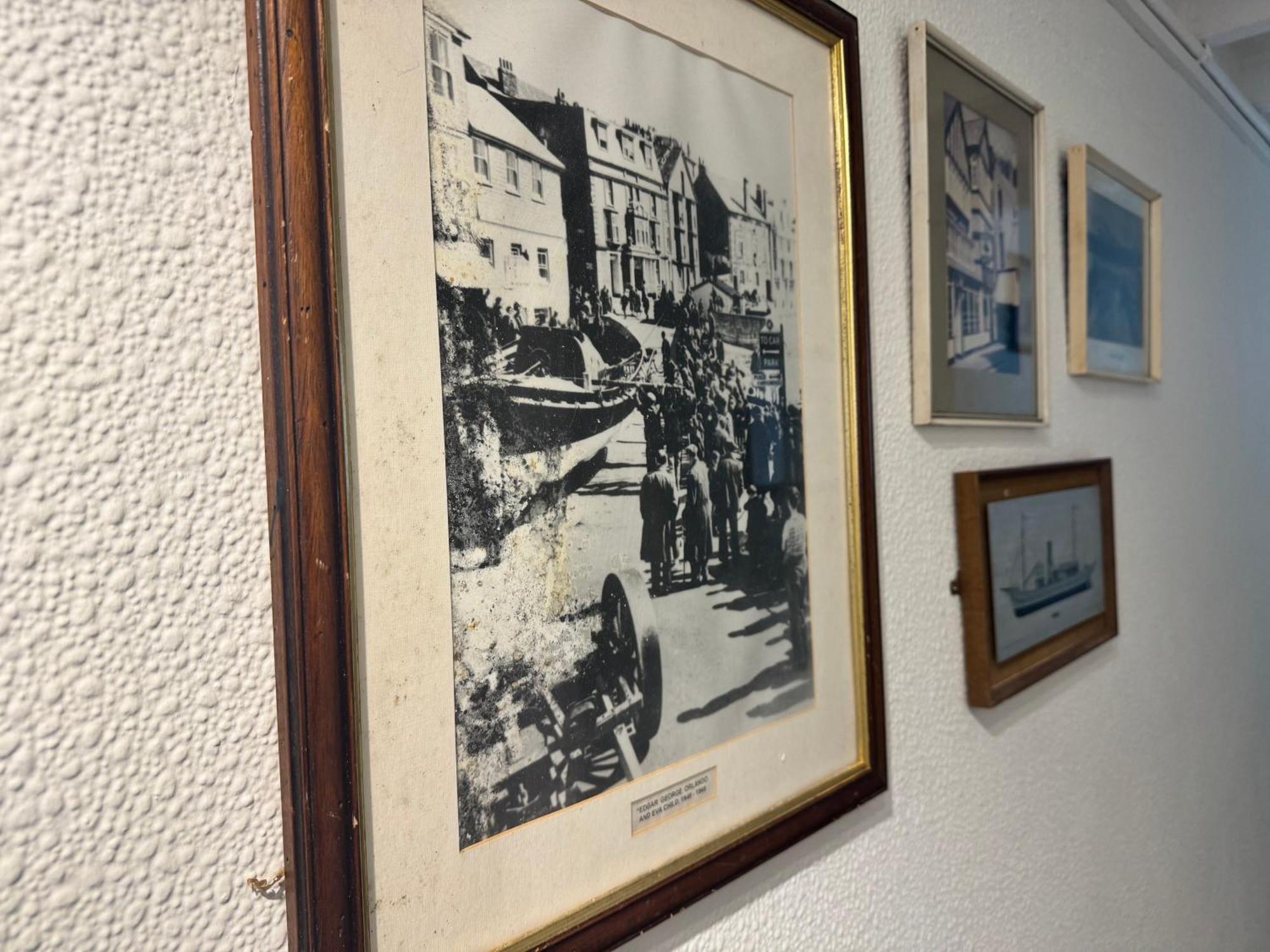 פדסטואו The London Inn מראה חיצוני תמונה